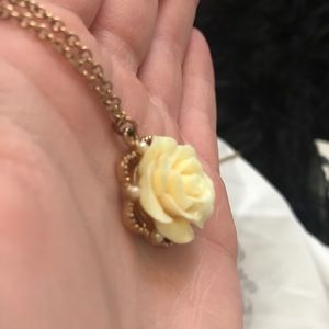 White and gold rose necklace